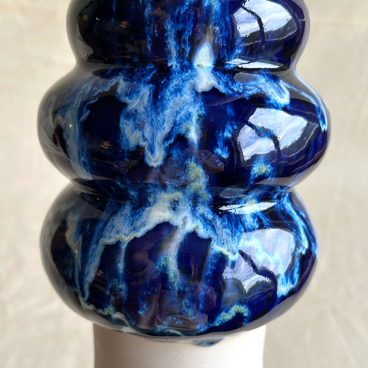 Vas – Blue Leopard