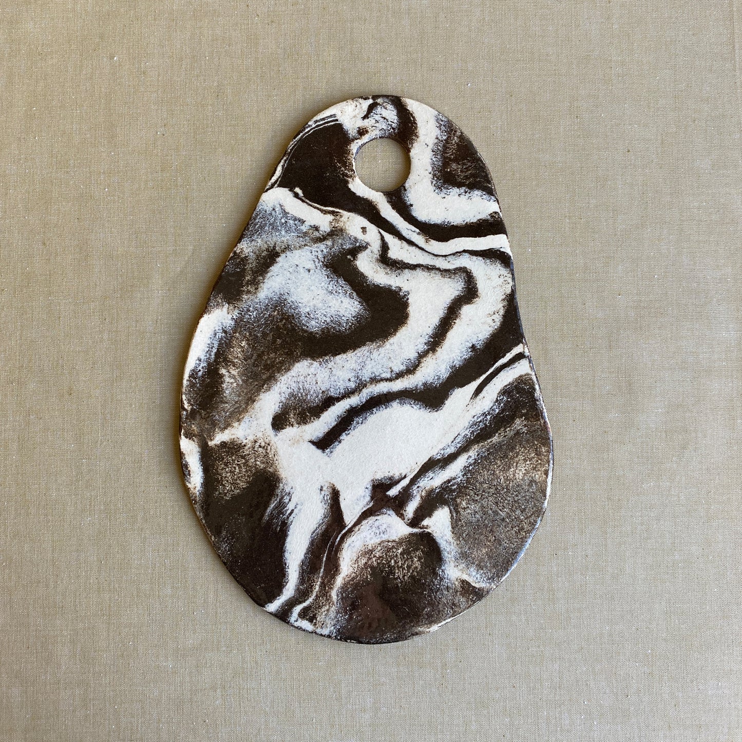 Handgjord ostbricka – S – Galaxy