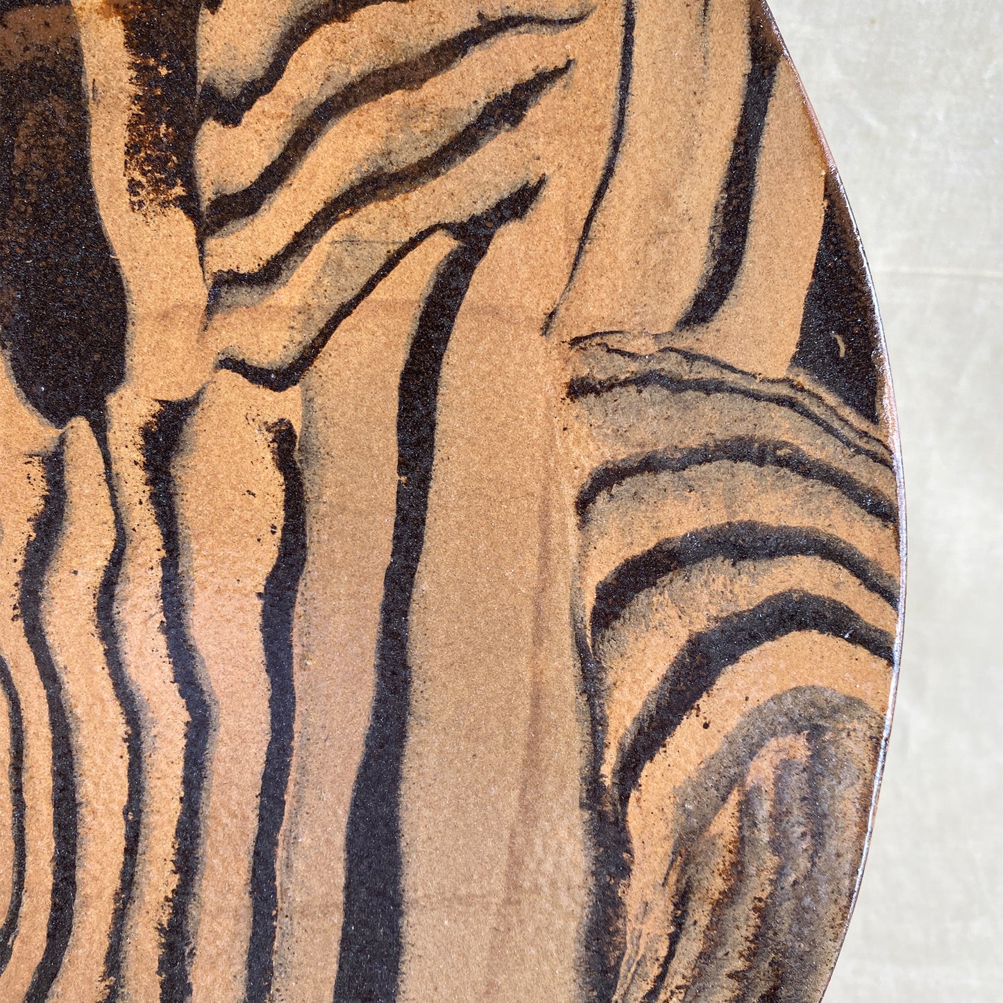 Handgjord ostbricka – XL – Atom