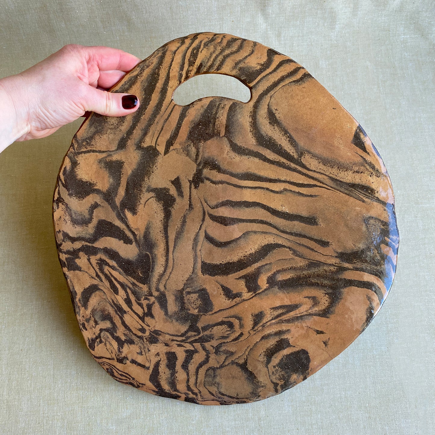 Handgjord ostbricka – XL – Mars