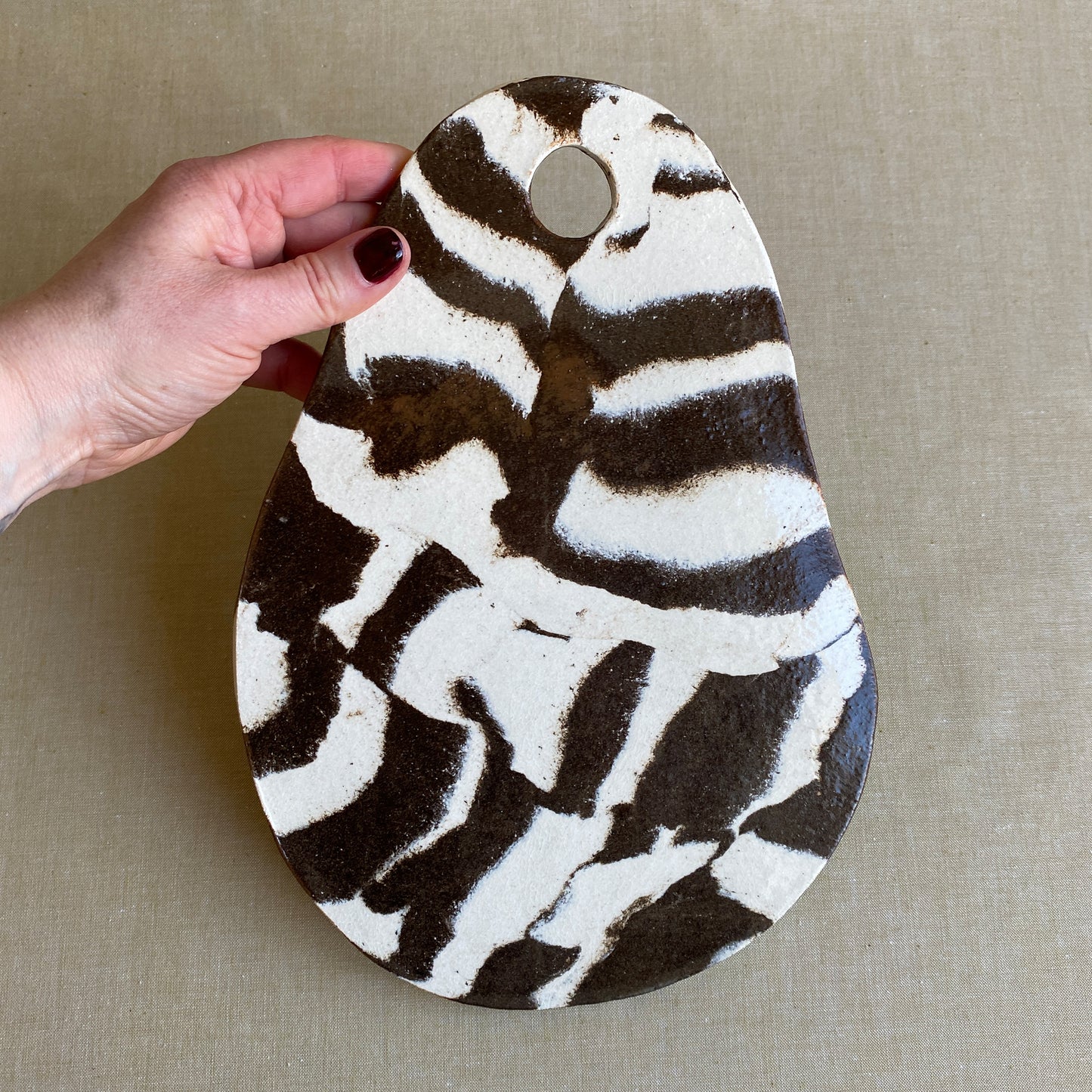 Handgjord ostbricka – S – Mercury