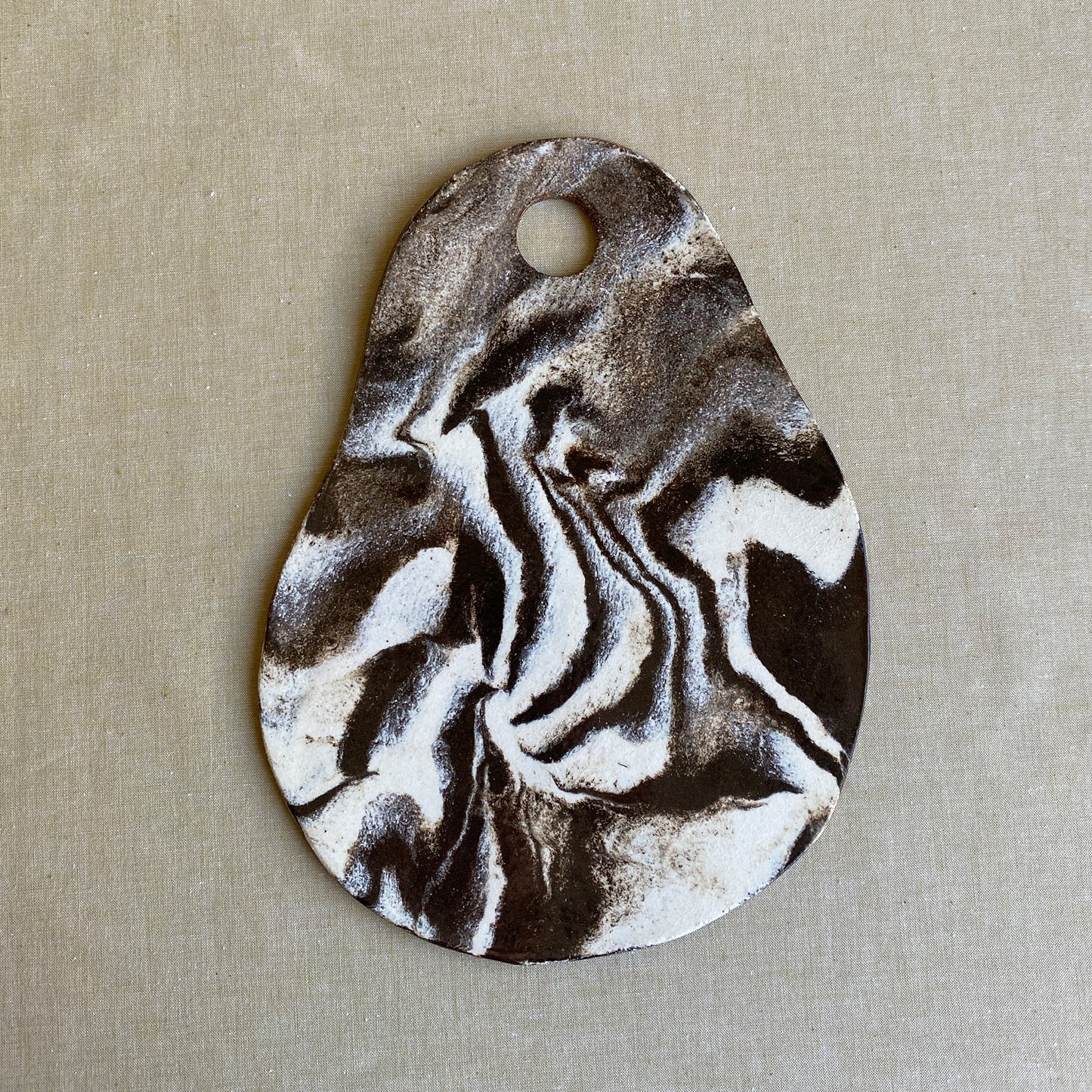 Handgjord ostbricka – S – Moon