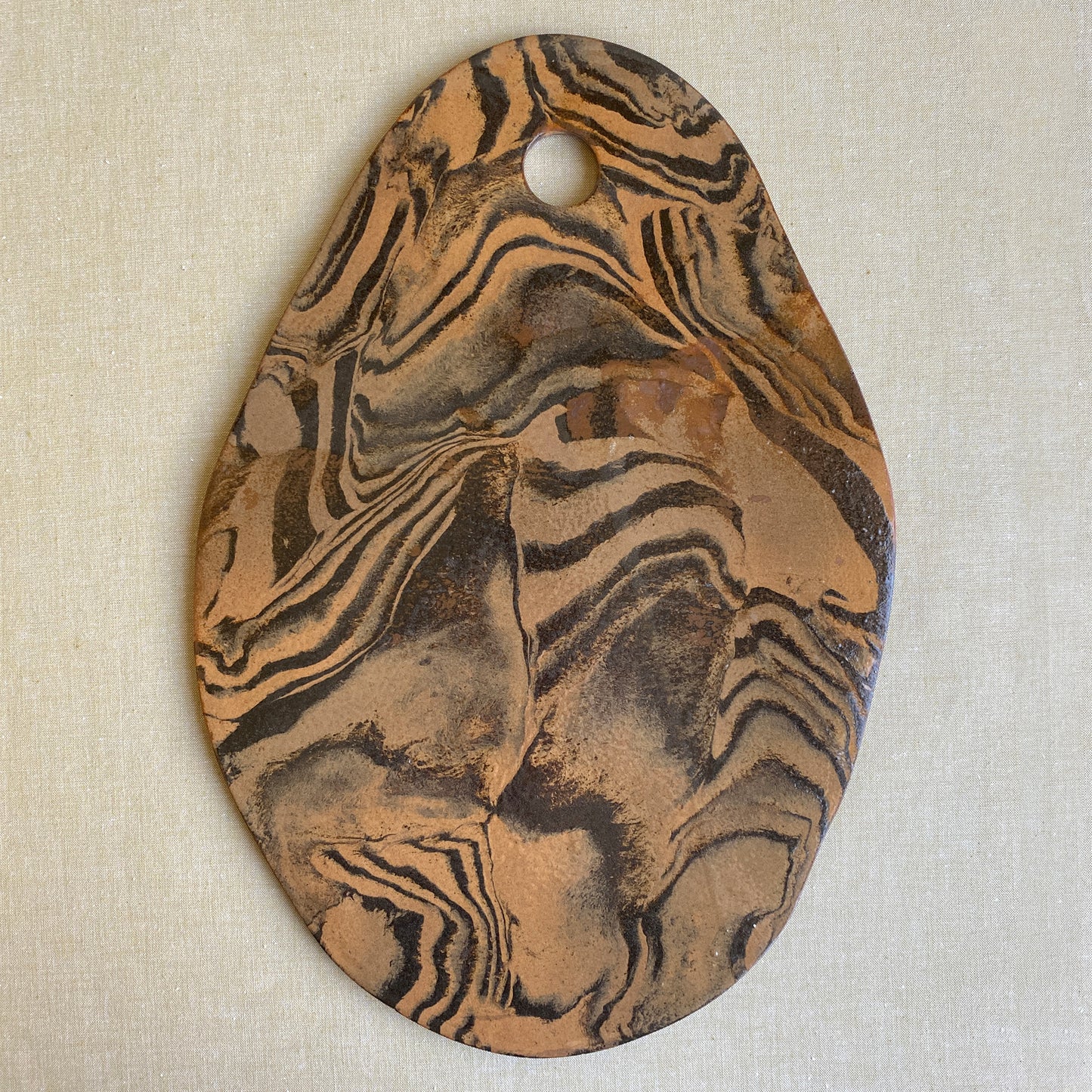 Handgjord ostbricka – XL – Saturnus