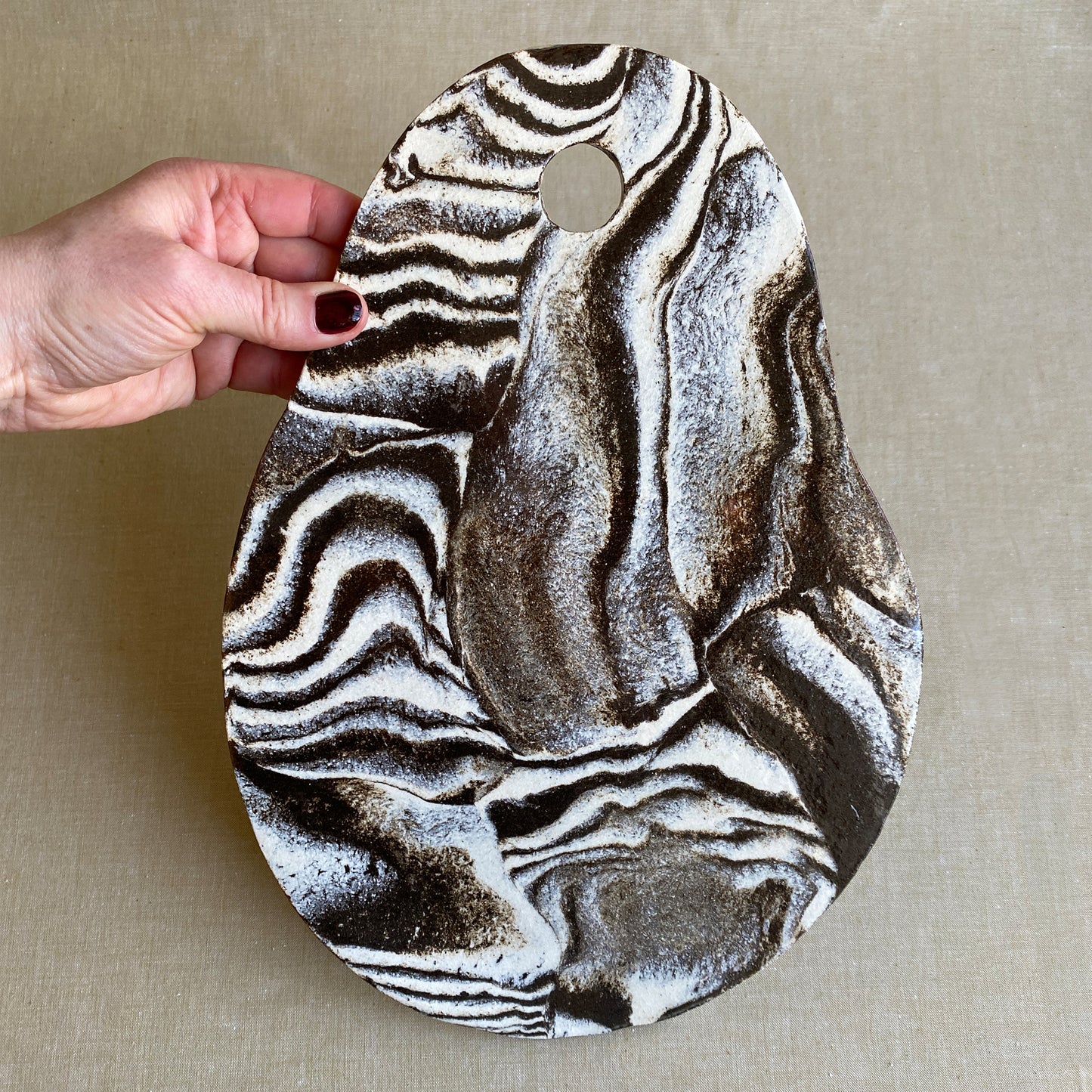 Handgjord ostbricka – M – Venus