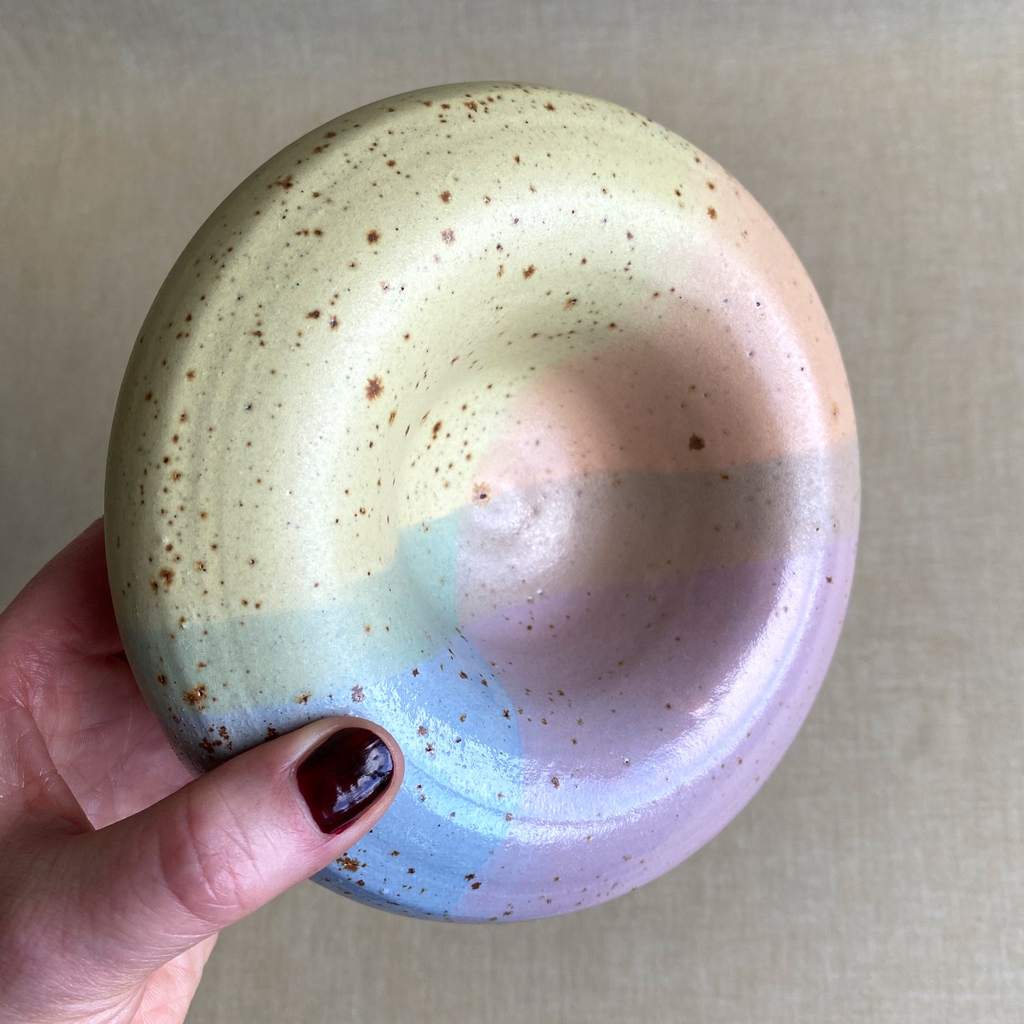 Bullig skål – Rainbow Fade