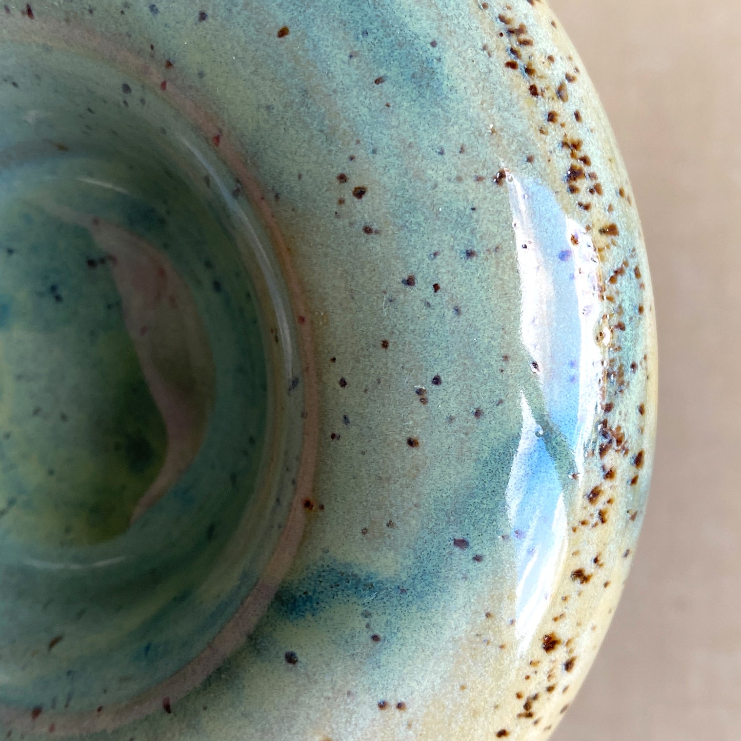 Bullig skål – Speckled Oyster