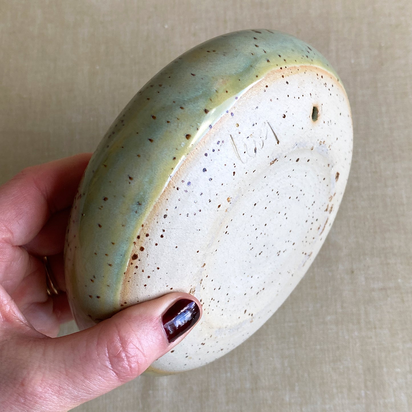 Bullig skål – Speckled Oyster