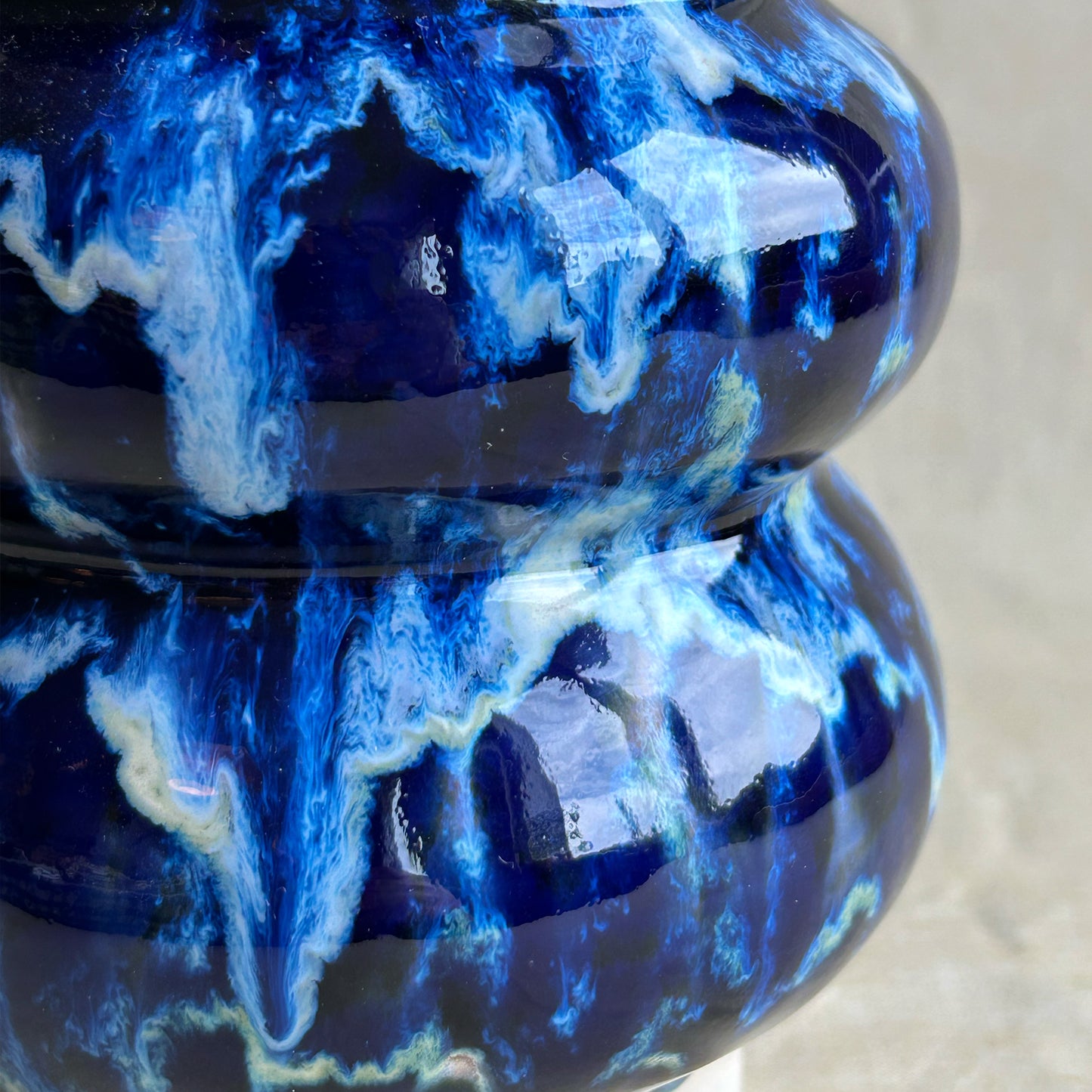 Vas – Blue Leopard